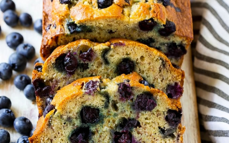Easy Blueberry Banana Bread