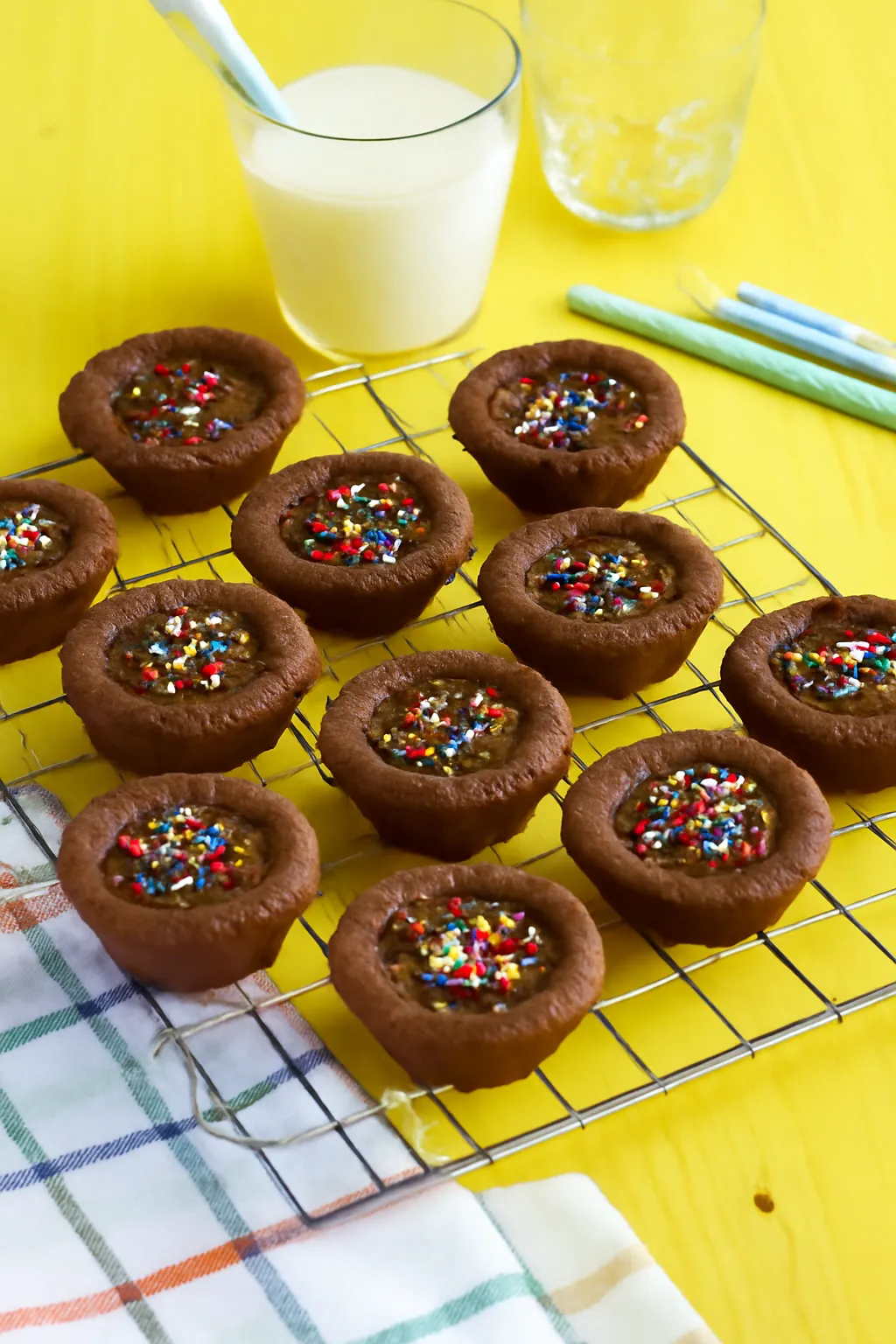 Chocolate Cookie Cups 2